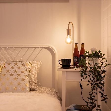 우스트르치키 돌네 Apartament Kasztelan 아파트 외부 사진