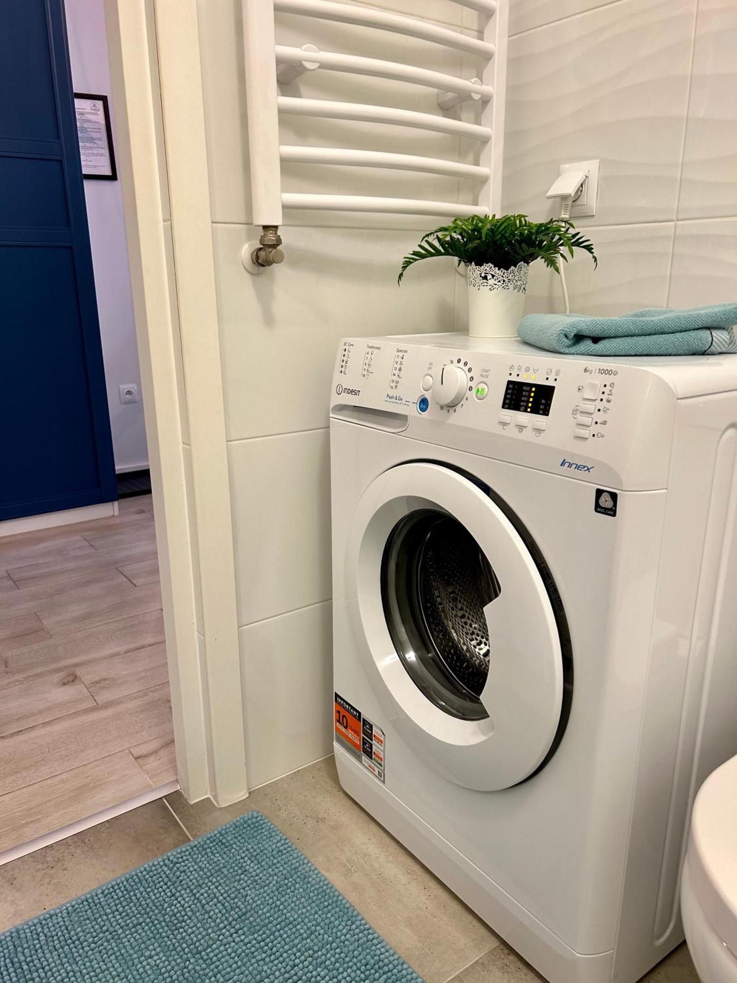 우스트르치키 돌네 Apartament Kasztelan 아파트 외부 사진